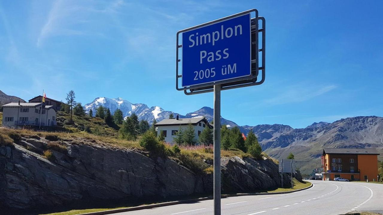 Hotel Simplon-Blick エクステリア 写真