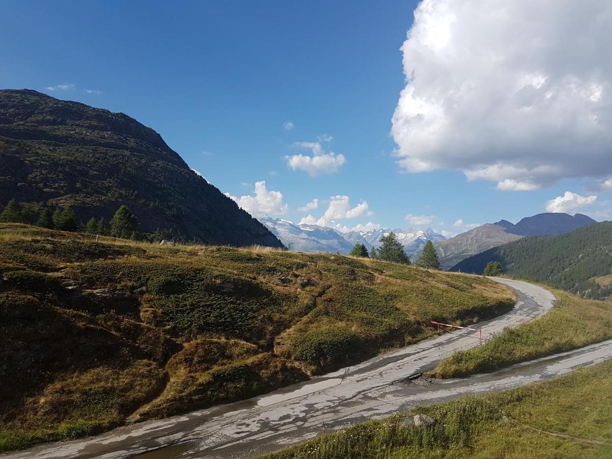 Hotel Simplon-Blick エクステリア 写真